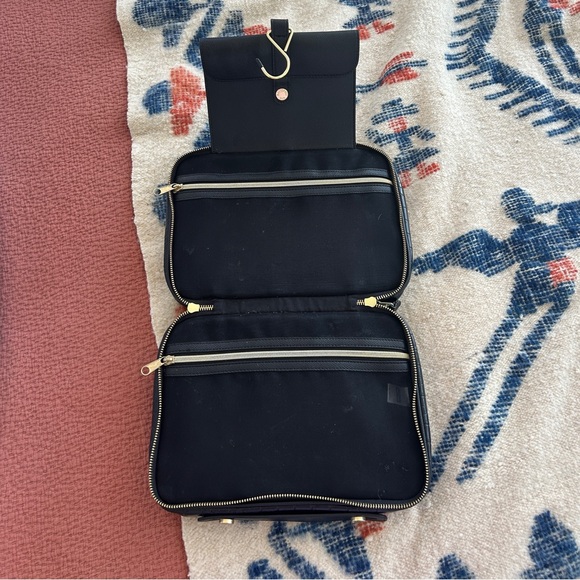 RARE Otis Batterbee Black Croc Carry On Toiletry Case Dopp Kit Travel Makeup Bag - Picture 6 of 9